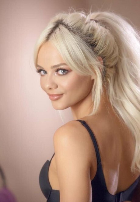 Elsadreamjean pretty actress picture