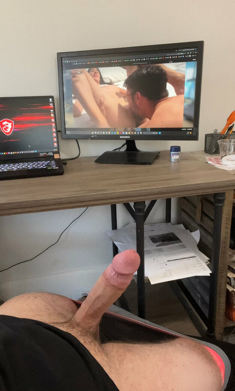 megadongx star exclusive photo