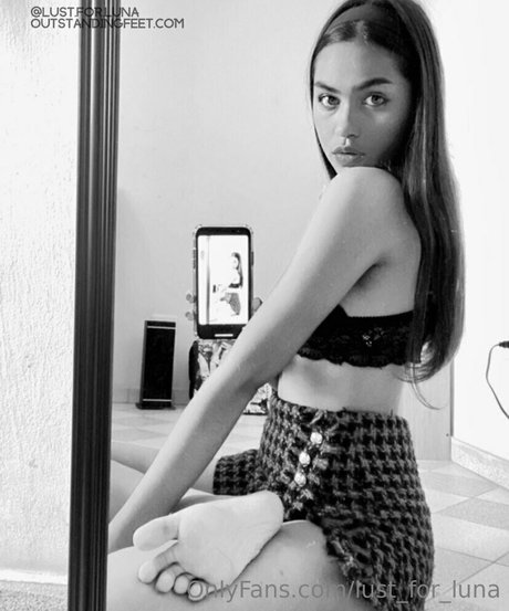 lust for luna perfect pornstar picture