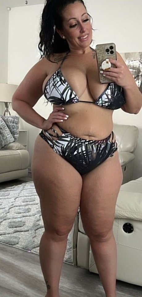 Thickitalianmami beautiful actress photo