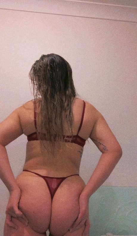 bootyfultee model gallery