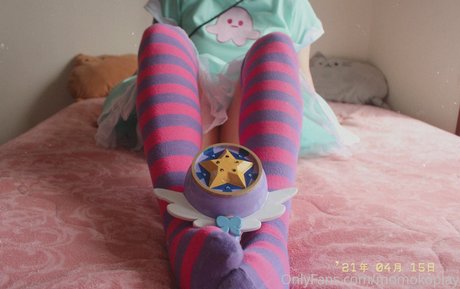 Momokoplay model photo