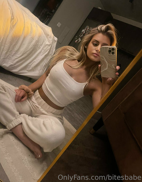 bitesbabe star erotic img