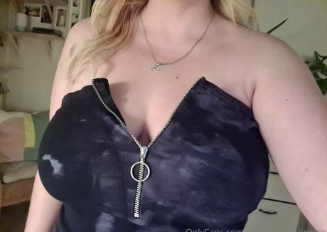 glitterbabeprincess erotic pornstar img
