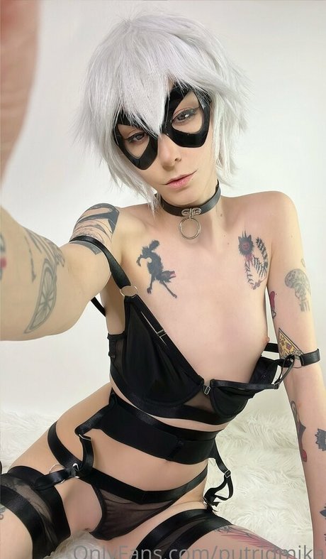 putridmika beautiful model archive