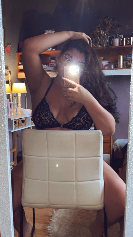 diianaa x3 nude model picture