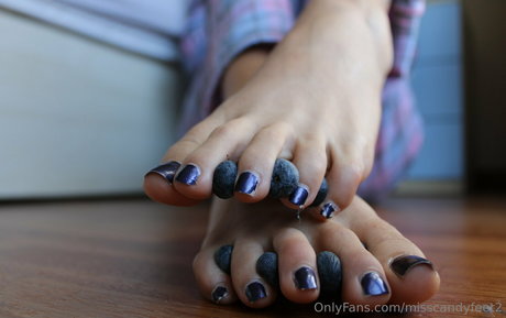misscandyfeet2 model porn img