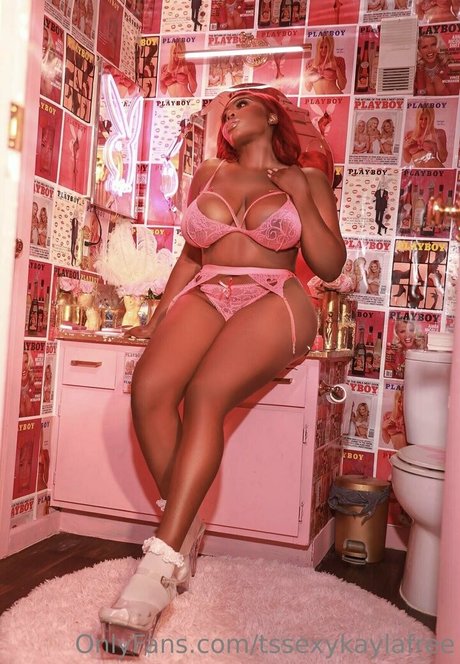 tssexykaylafree model high quality pictures