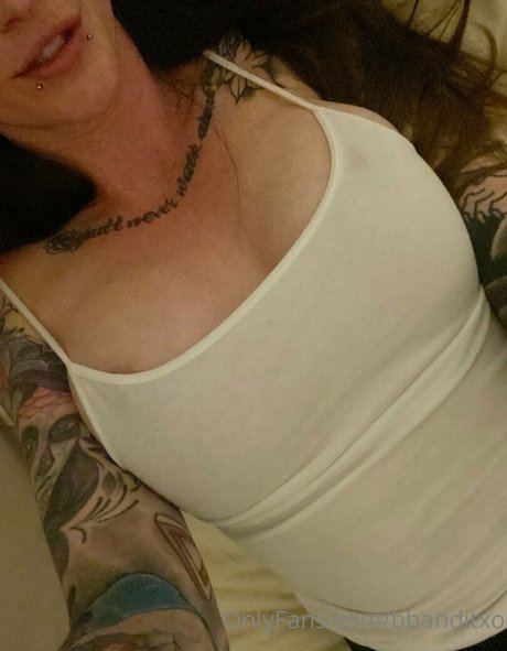 big tits lesbians onlyfans best pictures