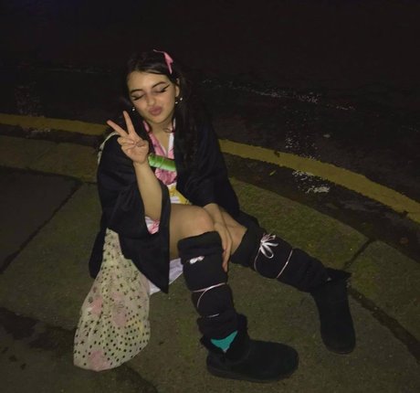 Maddy Adderley pretty star photo