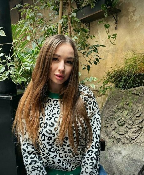 alicee kisss star hot photo