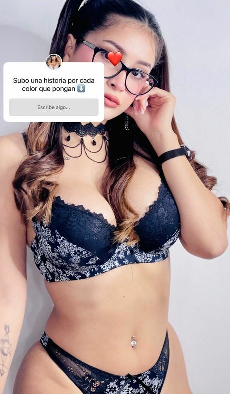 Seleneitor adult star pic