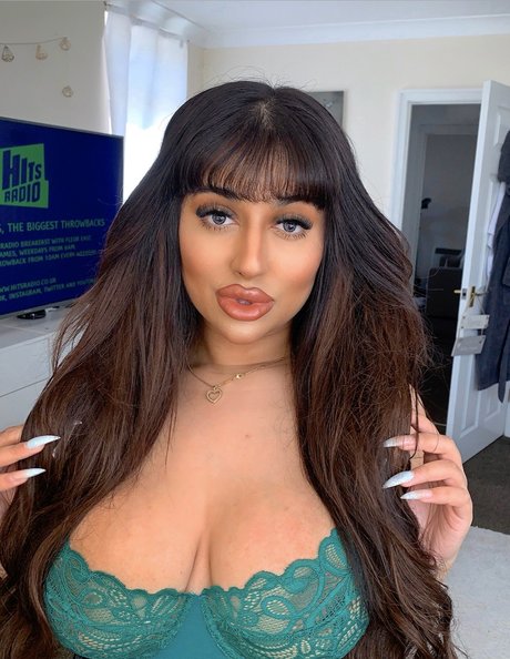 Priya Yasmin X star sex photo