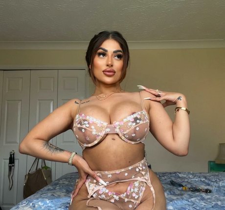 Priya Yasmin X model nudes image