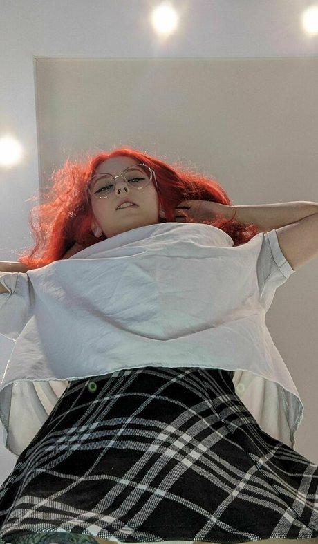 skinny redhead onlyfans free sexy picture