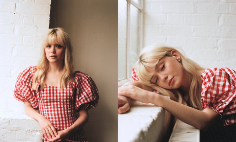 Maisie Peters model high quality pic