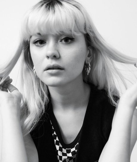 Maisie Peters model perfect gallery