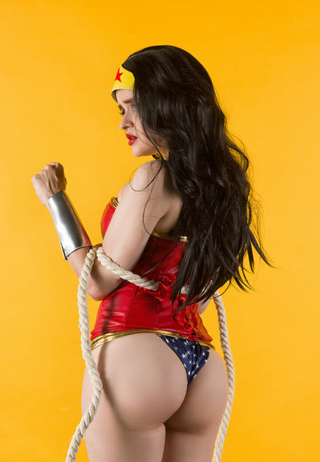 MimaCosplay best actress gallery