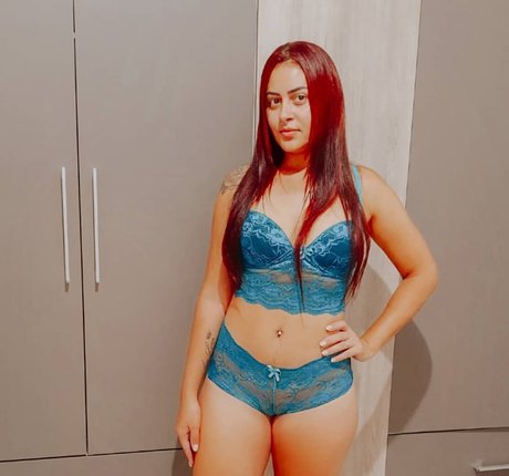 Bella Menezes model hot archive