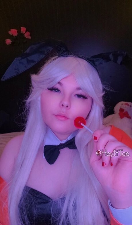 heyittae star sexy pic