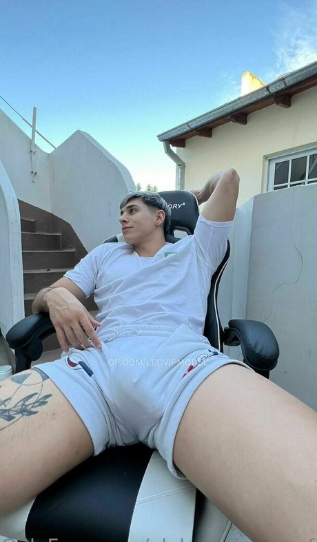 dirty feet onlyfans naked image