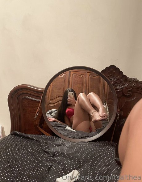 itsalthea erotic model pic