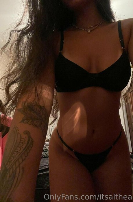 itsalthea pornstar naked image
