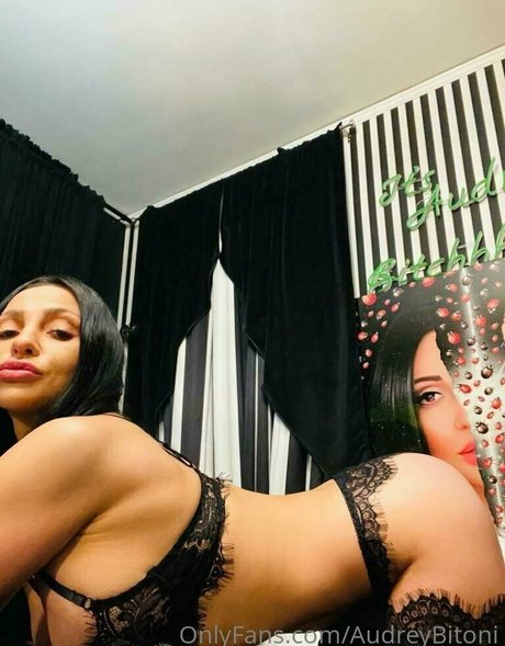 audreybitoni free pornstar photo