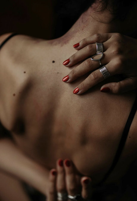 s asha model nudes img