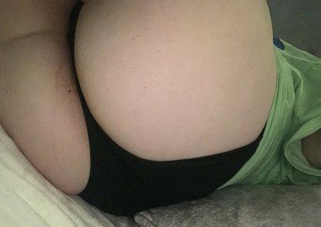 boobsfordayz xo xxx model picture