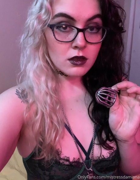 mistressdamiana adult model archive