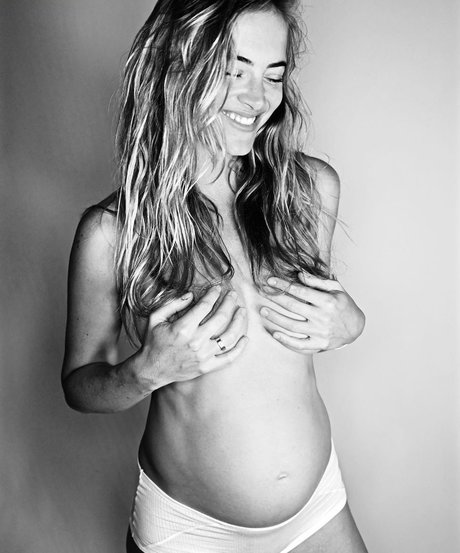 Emily Wickersham pretty star picture