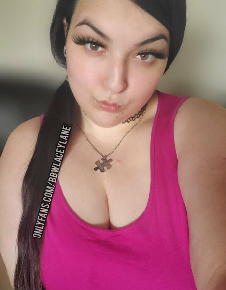 laceylanefree pretty pornstar img