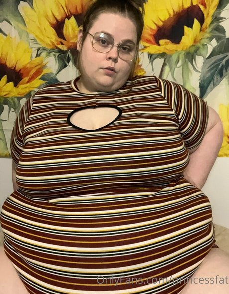 fatstonerchick free perfect actress img