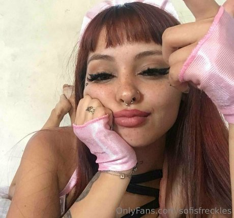 sofisfreckles erotic actress photo