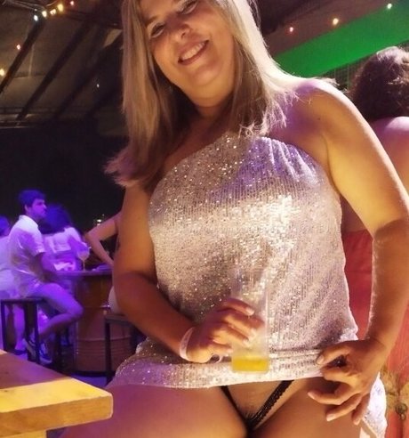 Casal Pimenta model beautiful images