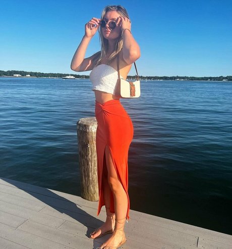kristinanicolee pretty star pics