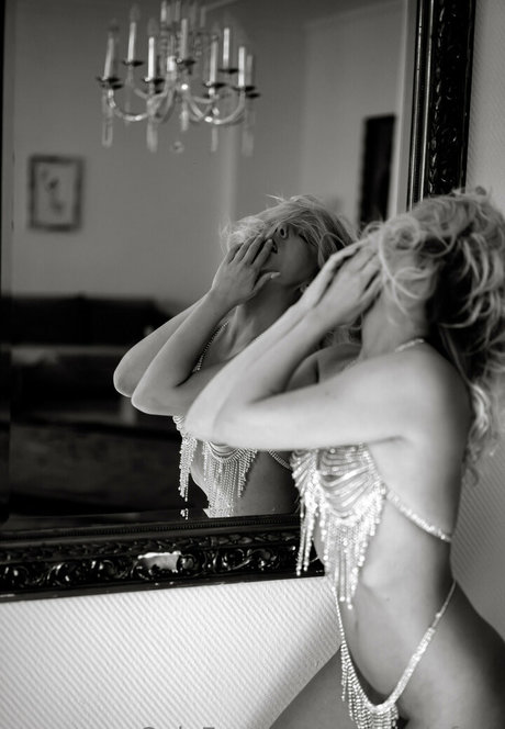 sylphsiafree model hot pic