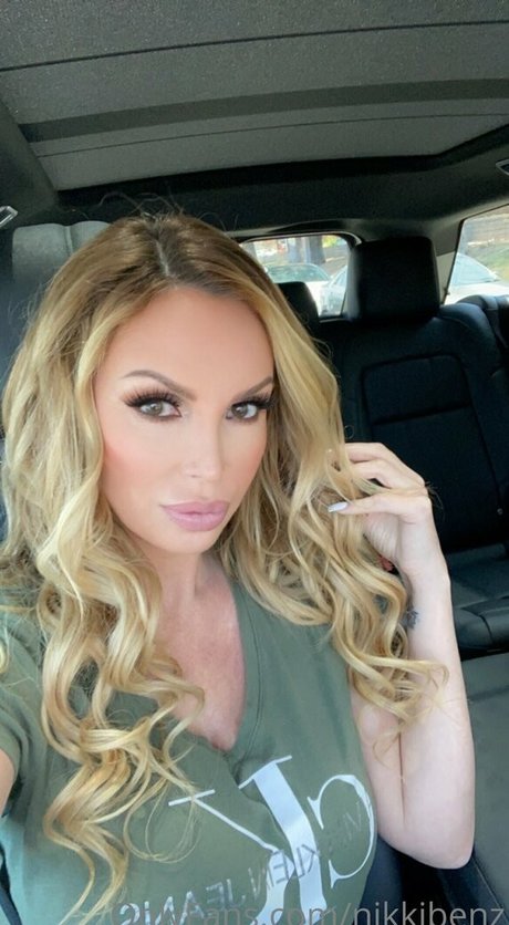 nikkibenz beautiful star pics