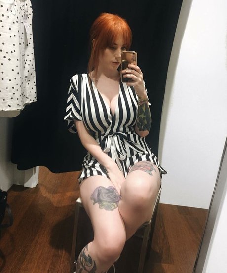 Hollie Rutter top profile image