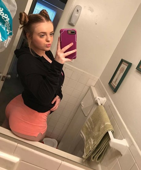 girlfriend onlyfans sexy naked images