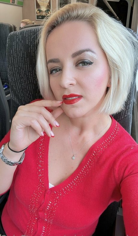 mistress sandra hd pornstar img