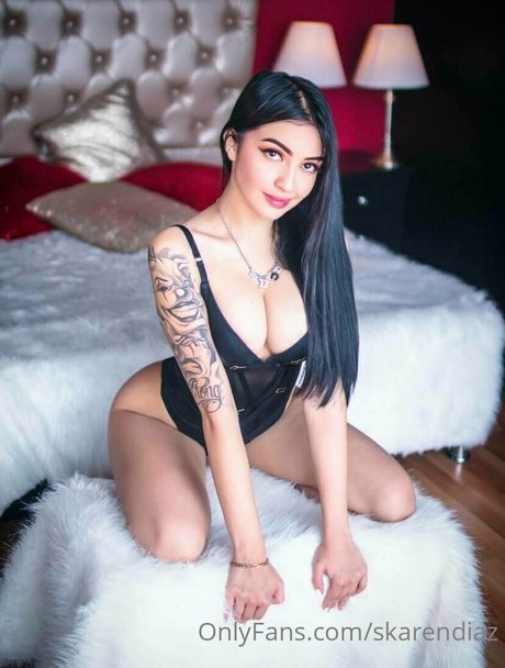 karenxdiaz star perfect pics