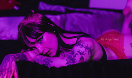 bluddycherryfree porn star pics