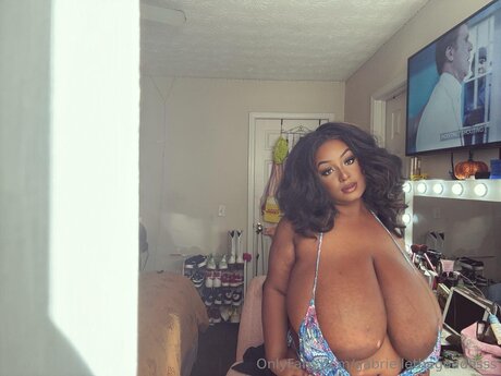 gabriellethegoddesss erotic actress gallery