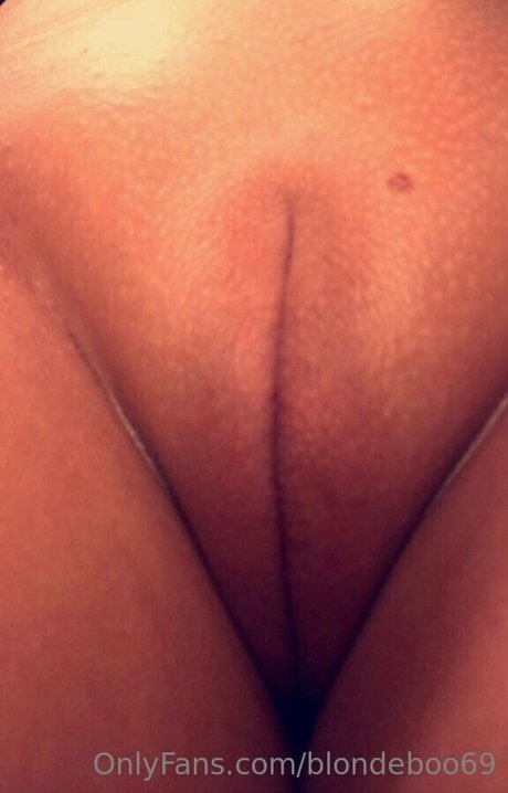 blondeboo69 beautiful pornstar image