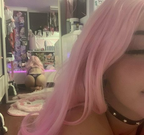 strawberrywolfgirl pornstar hd photo