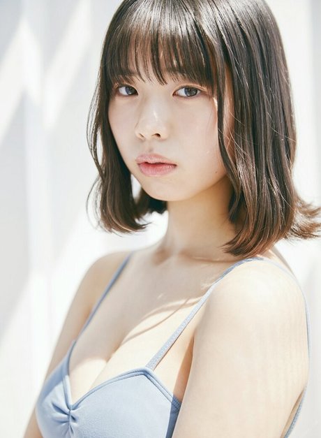Kikuchi Hina porn star photo