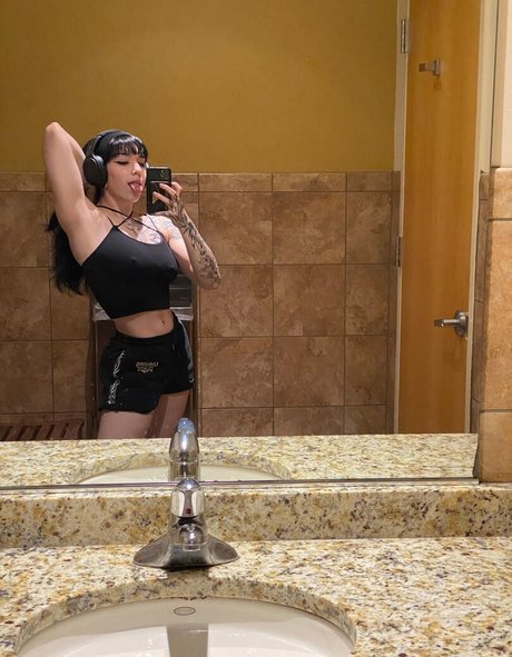 Amberthevalkyrie pretty pornstar img