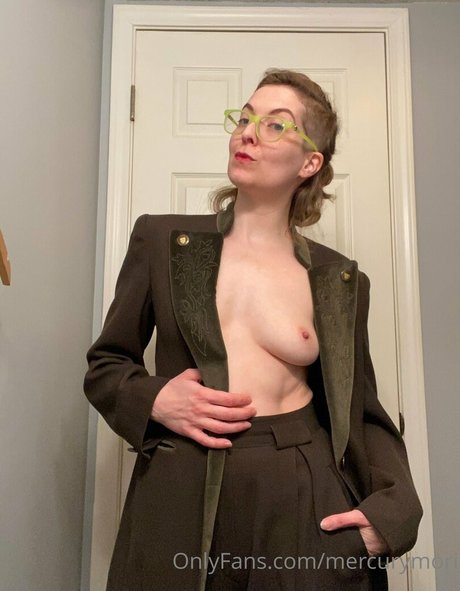 mercurymori model nudes picture